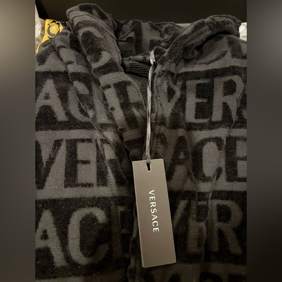 VERSACE I ♡ Baroque Bathrobe BRAND NEW WITH TAGS IN BOX MENS XL - Picture 3 of 7